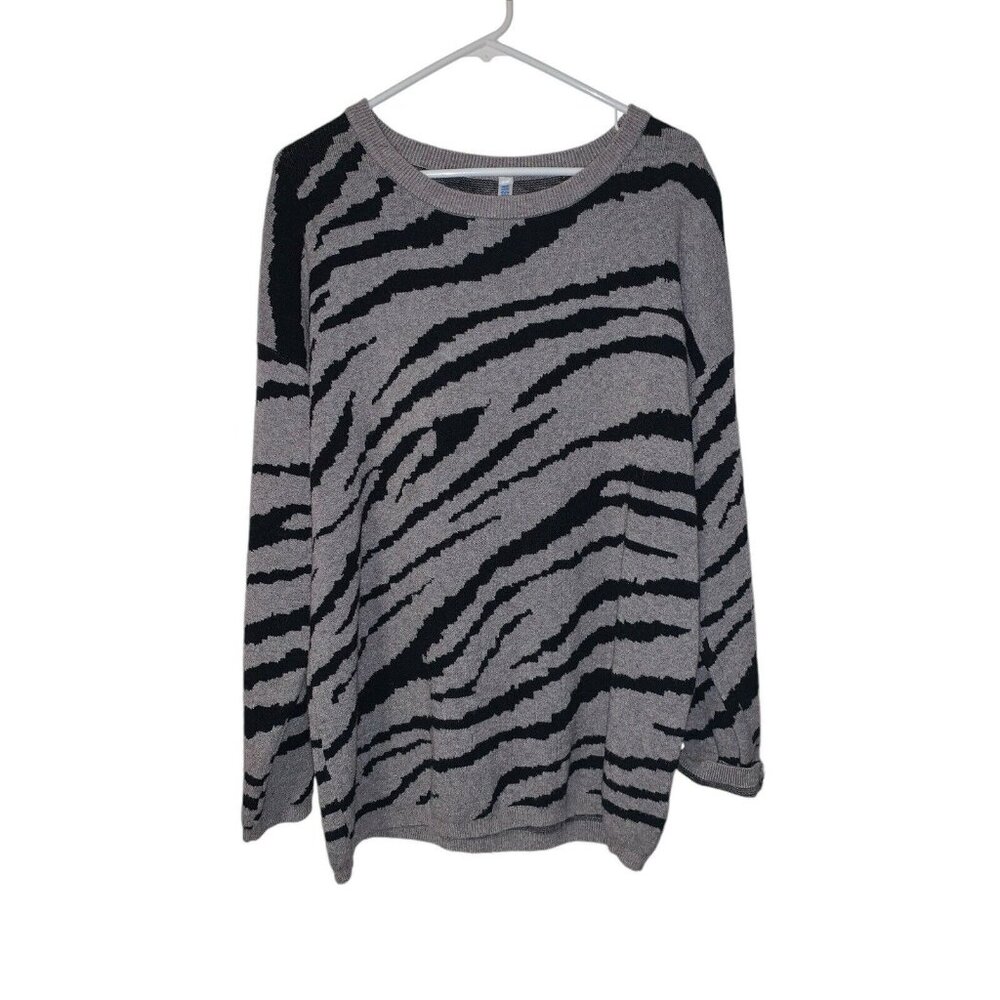 Viishow Gray Tiger Print Long Sleeve Knit Sweater Women’s Size Large